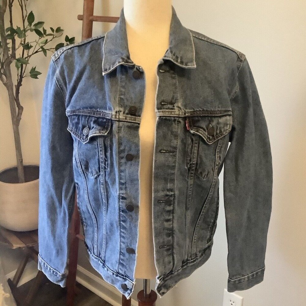 Levi’s Denim Trucker Jacket Size S